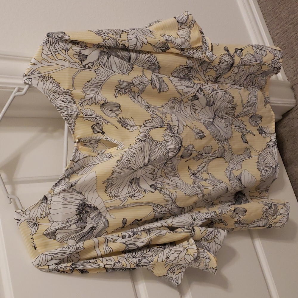 Blouse - Picture 2 of 2